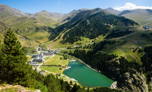 Vall De N&uacute;ria