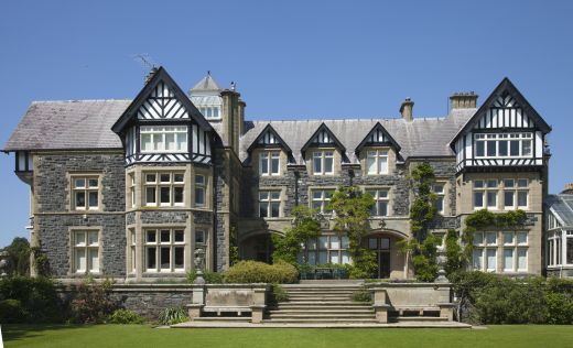 Wales Bodnant Garden 177130319