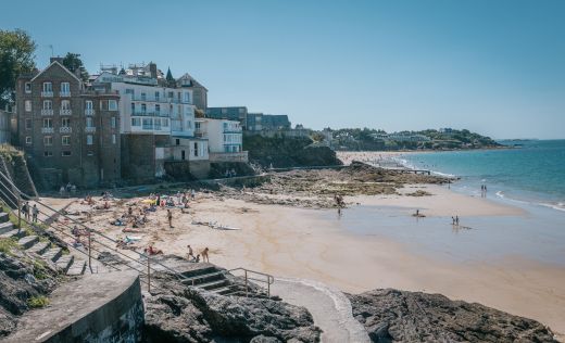 Dinard 27565516
